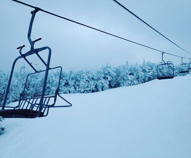 Jginger929's tweet photo. Killington #thebeast #vermont #skibunnies #weekend #goodtimes https://t.co/AMkp9lUJa5 https://t.co/IL8VhSv8iC