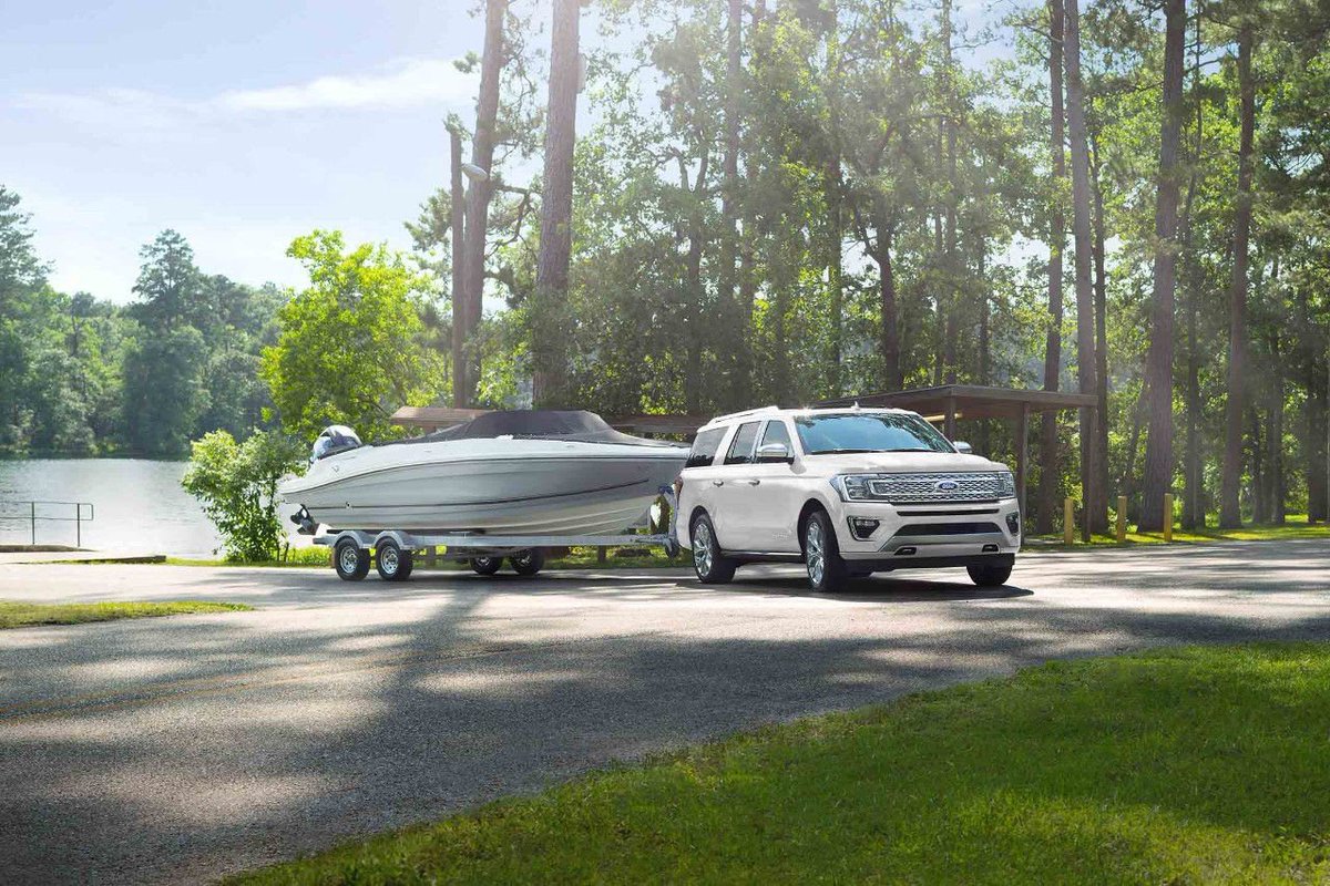 MonarchFord's tweet photo. Tow what? #FordExpedition https://t.co/U1fKqBwLD0