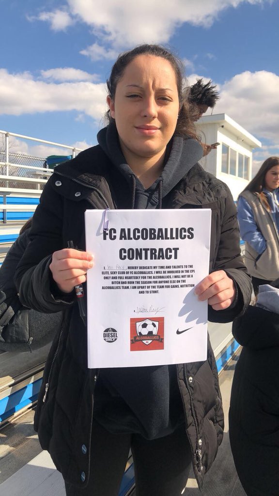 ALCOBALLICS_FC's tweet photo. Pregnant midfielder Jessica Nicole ray will be the leading inspiration for the team. https://t.co/OzIgeuiJol