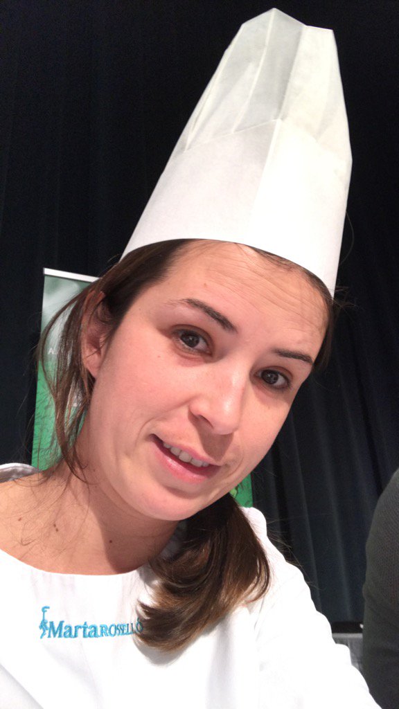restSaldeCoco's tweet photo. Aquest gorro me dona bons records #profesors #escola #lamevavida https://t.co/4NnIdOrciN