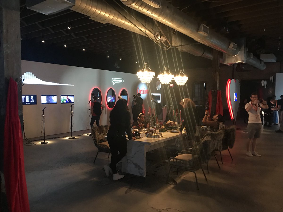 cramerkrasselt's tweet photo. The #YouTubeSXSW Story HQ features modern takes on classic tales https://t.co/9PEtZBO0xM https://t.co/17UkGfR5Oc