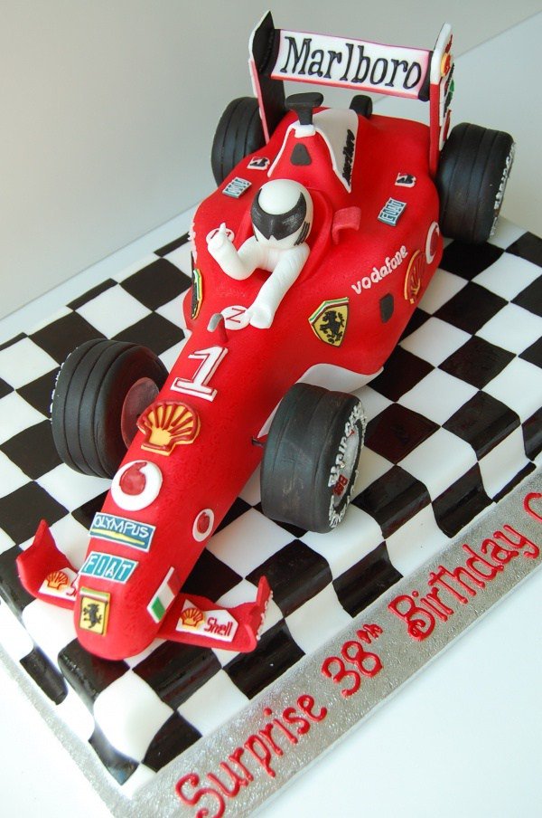 TheMotorShows's tweet photo. Ferrari F1 Race Car Birthday Cake by CharmPastry https://t.co/ulgIG1CzwC https://t.co/VAZGT7OdCW