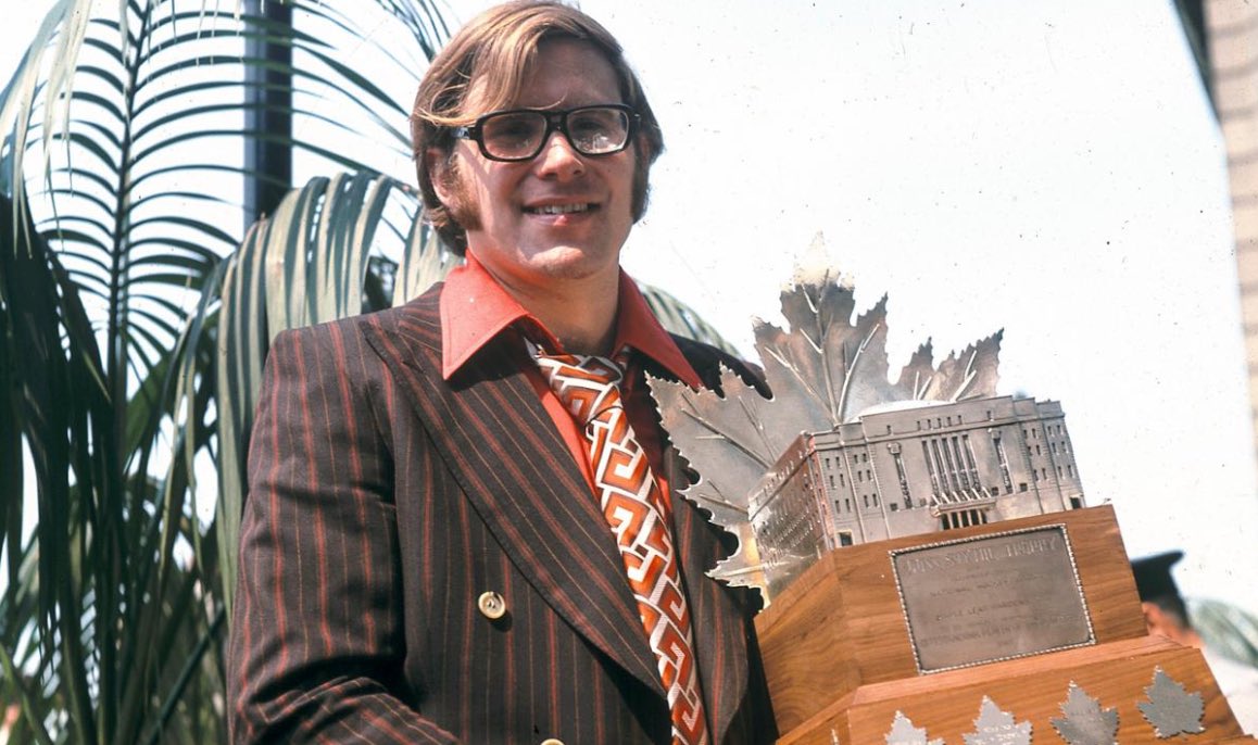 Super70sSports's tweet photo. Much to Dr. Evil's dismay, Austin Powers claimed the Conn Smythe Trophy in 1971 and -- hang on, being told that's actually Ken Dryden. #YeahBaby https://t.co/lEEmXnnTyI