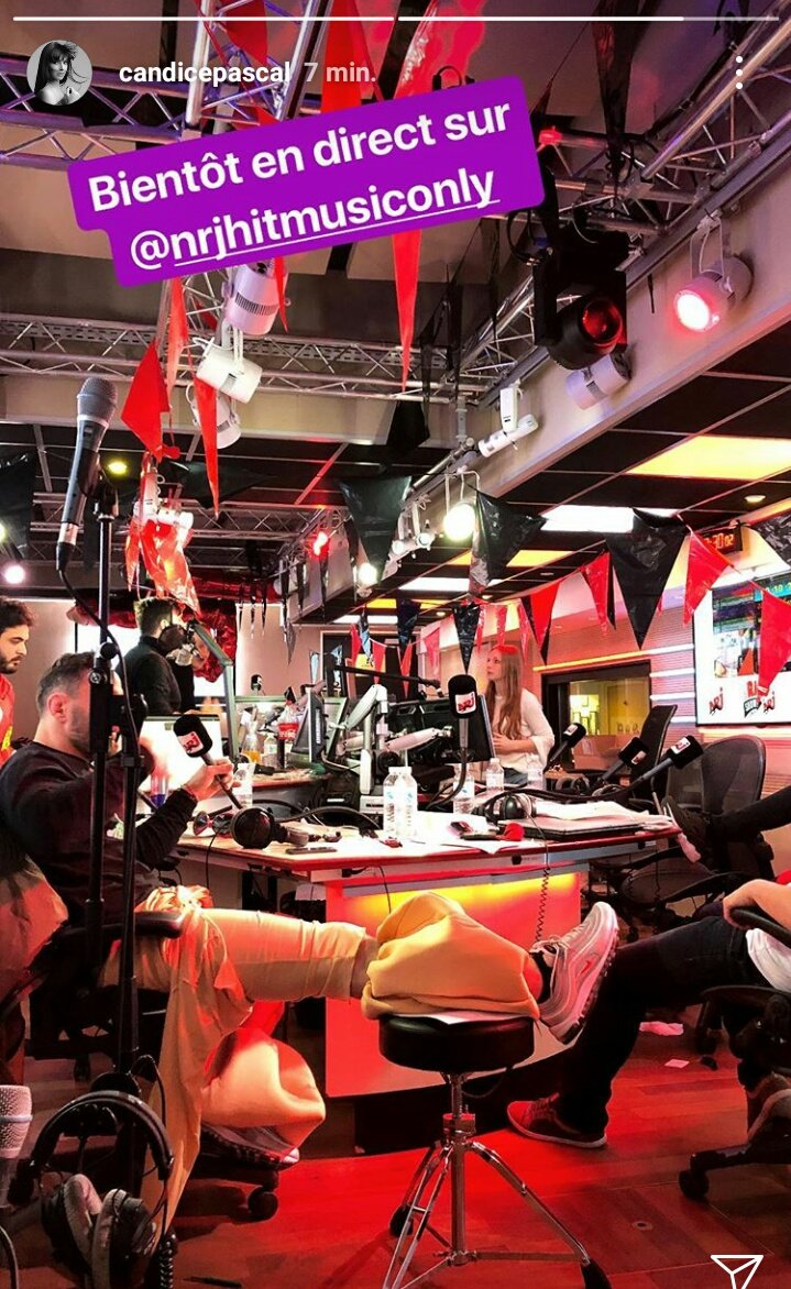 CandicePSource's tweet photo. Candice est actuellement en direct sur NRJ ! 😇 https://t.co/ptLLUpVzjt