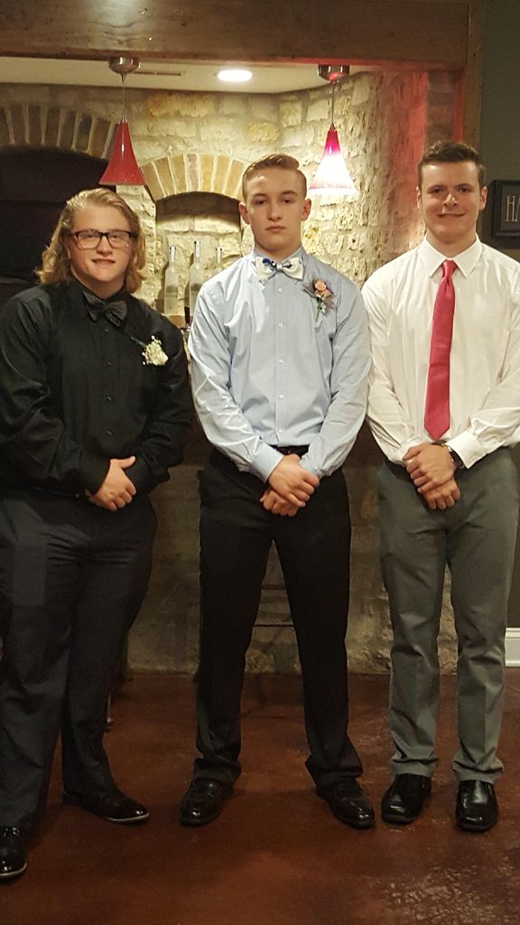 b_jorgensen14's tweet photo. Happy birthday bro!! hope ya have a good one ❤️ https://t.co/g15y11pHP1