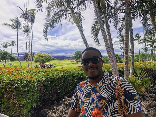 KevinHawkinsDC's tweet photo. Ready for #BloodyBacon, #Spearfish, and #Poké. #MaiGrille #Kona #KailuaKona #Hawaii #HI #ChefAllenHess #Waikoloa #Hilton https://t.co/VIVxCuK9Nj https://t.co/1Mr078p4MM