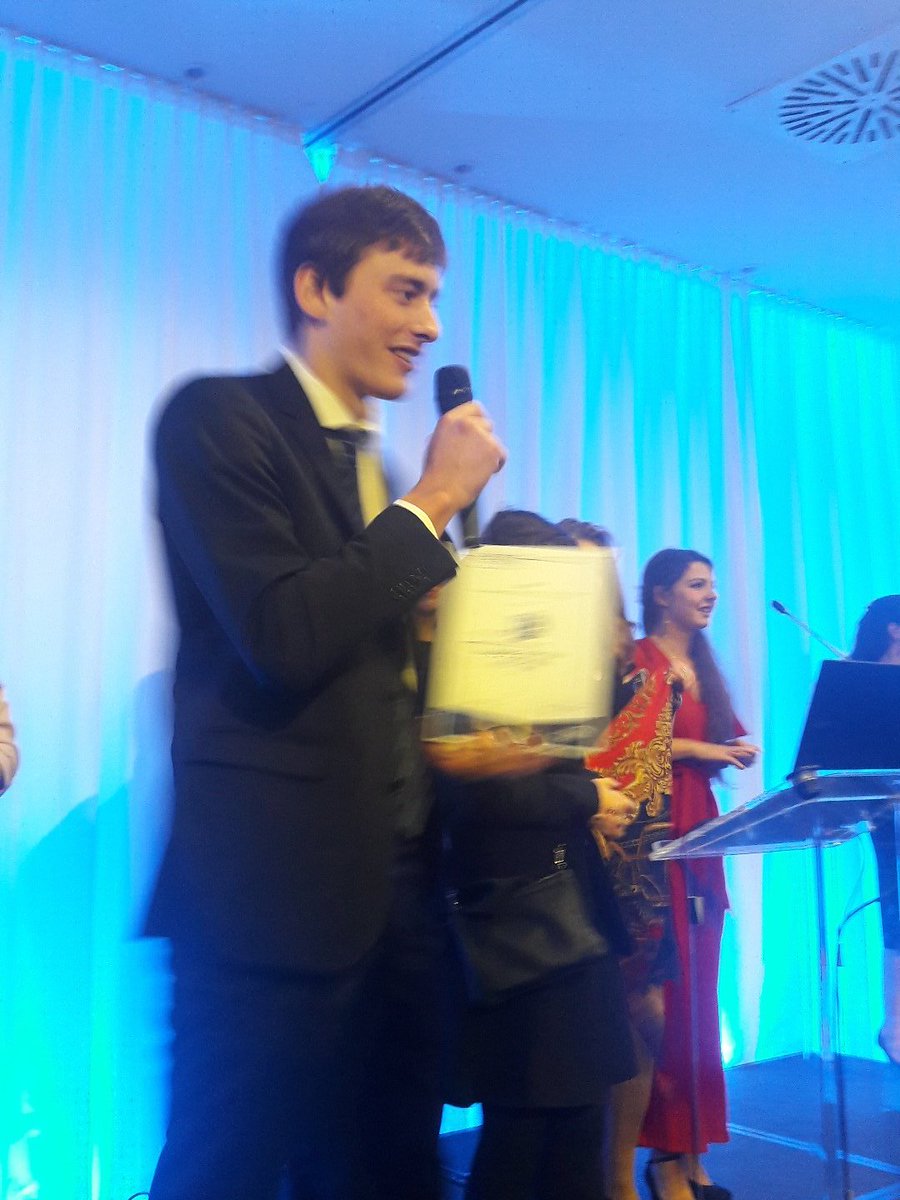 Congrats JEepfl for winning the Junior Enterprise of the year Award 2018! #JSC18 <a href="/JADEnetwork/">Jade Network</a>