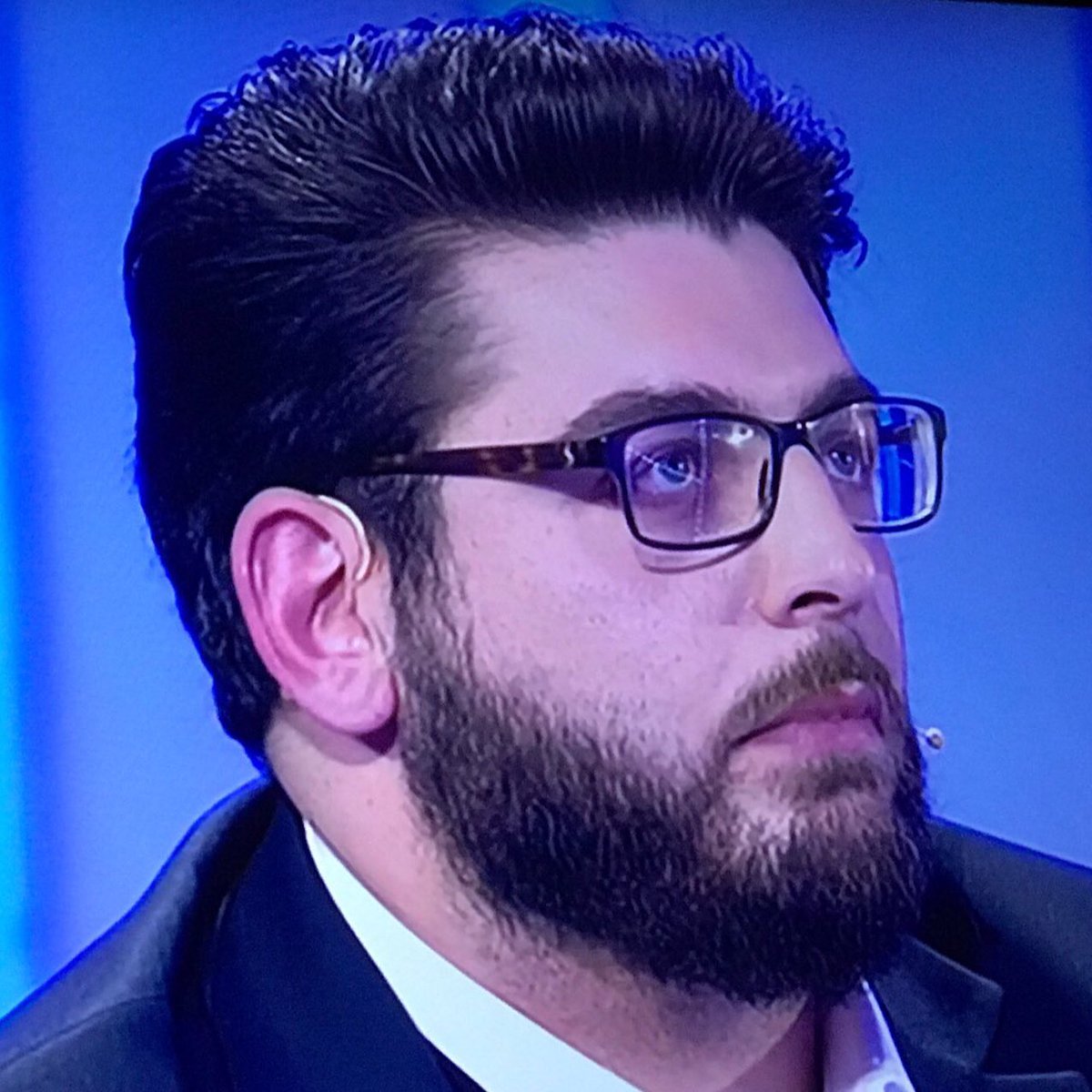 frabiziovalerio's tweet photo. 57 ANNI VS 28 ANNI
PARLIAMONE  #cepostaperte https://t.co/igpg8BDgf0