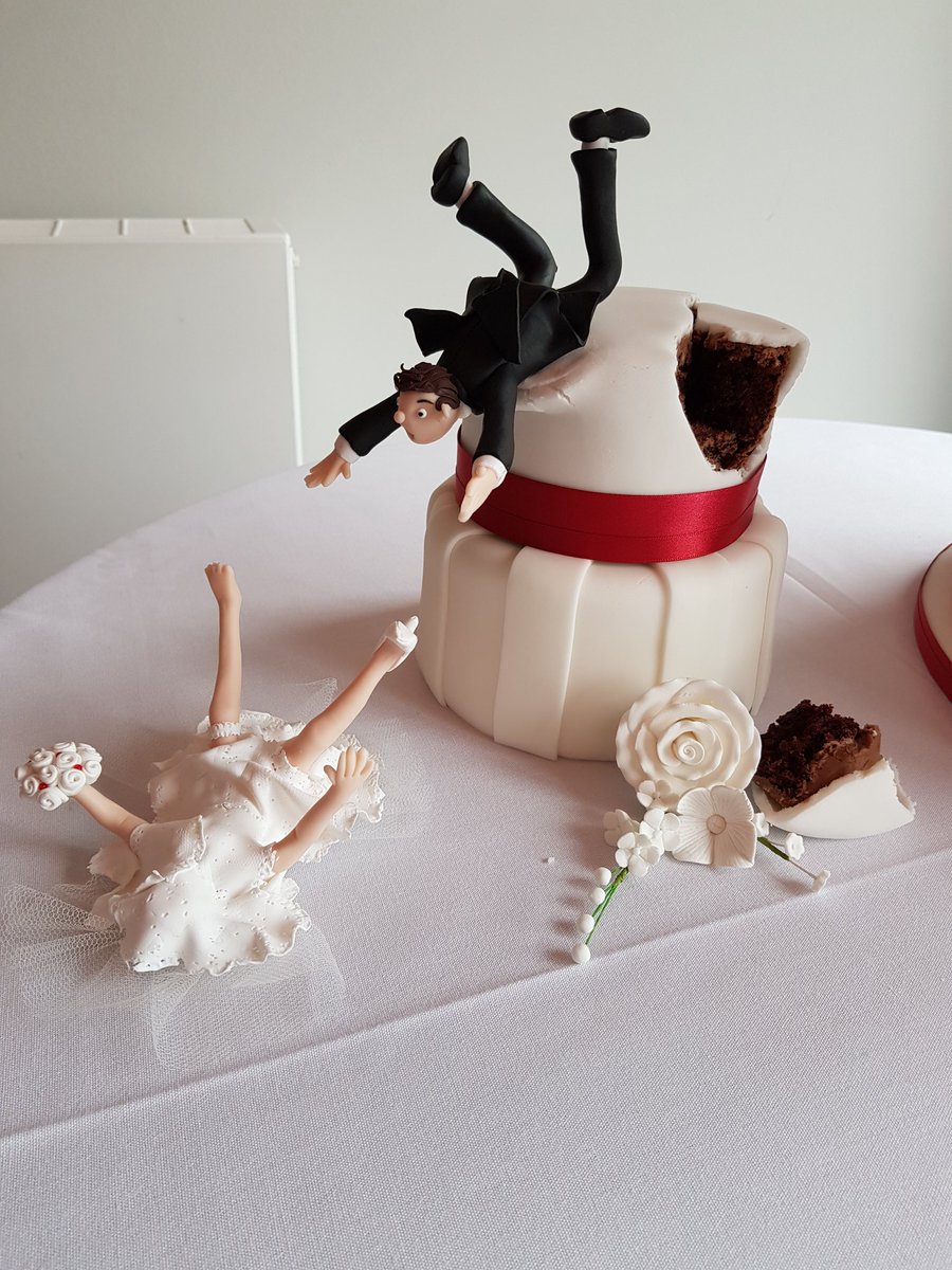 clarescake's tweet photo. Anti gravity wedding cake and handmade bride and groom  x please RT https://t.co/xgUCzkfT8w