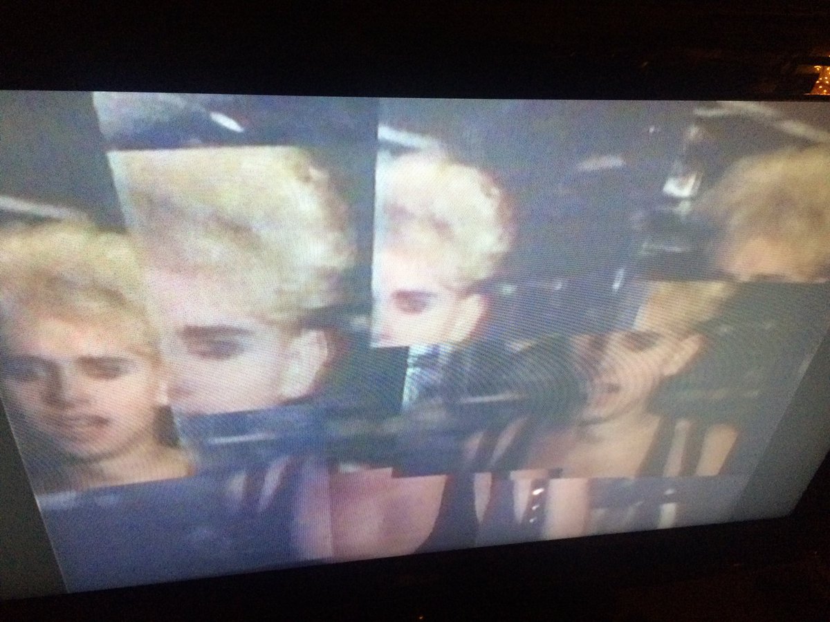 feodora2000's tweet photo. Wenn schon Samstag Abend verschnupft zu Hause; dann @mdrde  @depechemode_de im TV-großartig https://t.co/zgFkiTP2VZ