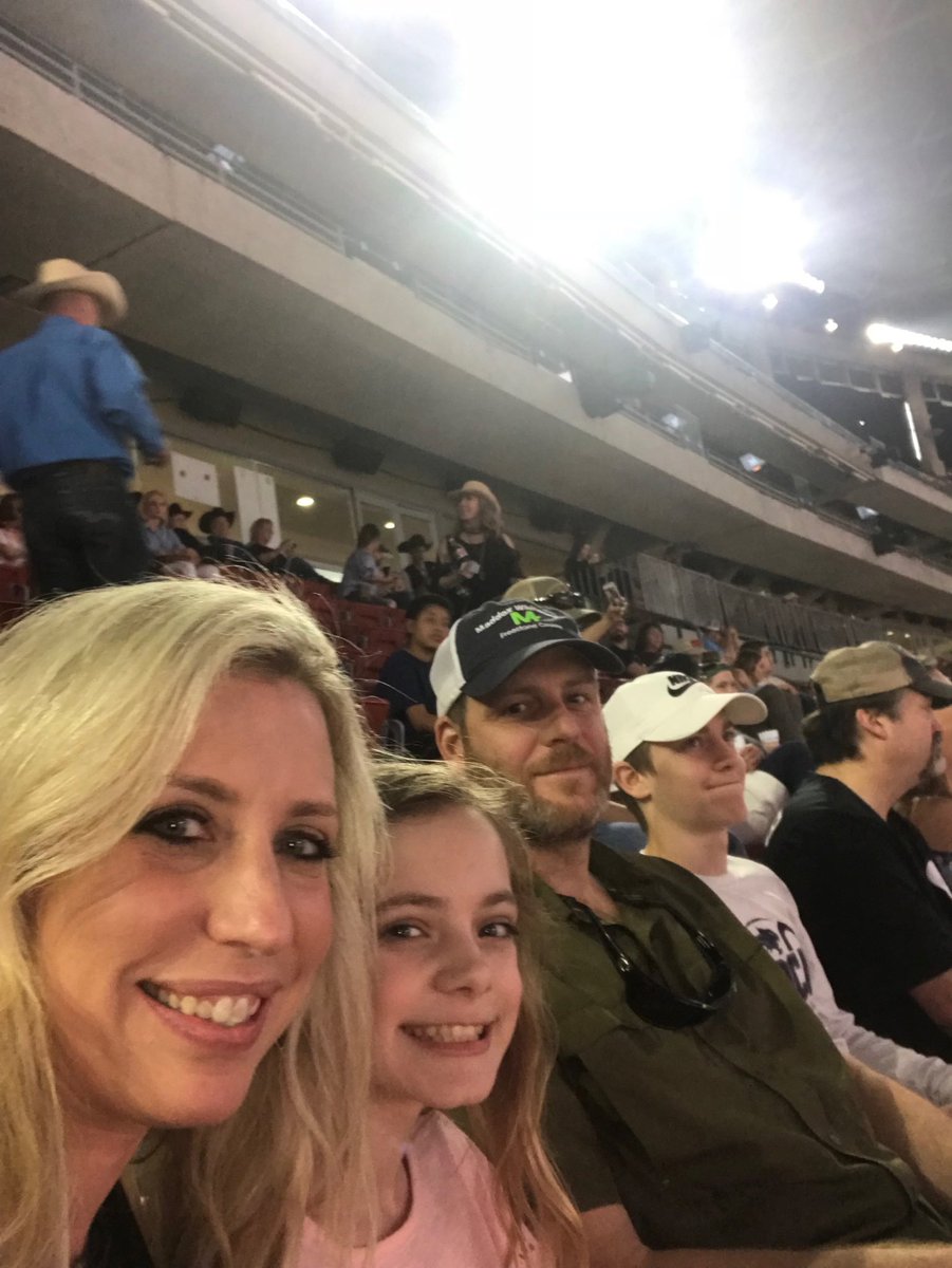 CPESMrsMaddox's tweet photo. #RODEOHOUSTON https://t.co/ll8OEkk8bI