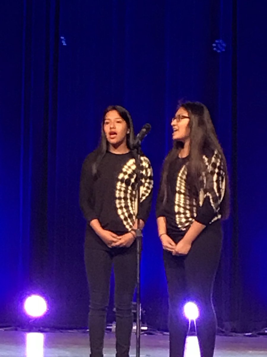 DavidKAllen_'s tweet image. @SSS_Spartans is #goodatgoodbyes as they close tonight's Showcase. Great collaboration of Dance and Chorus and a great show tonight!! @JCPS_NC is filled with talent!