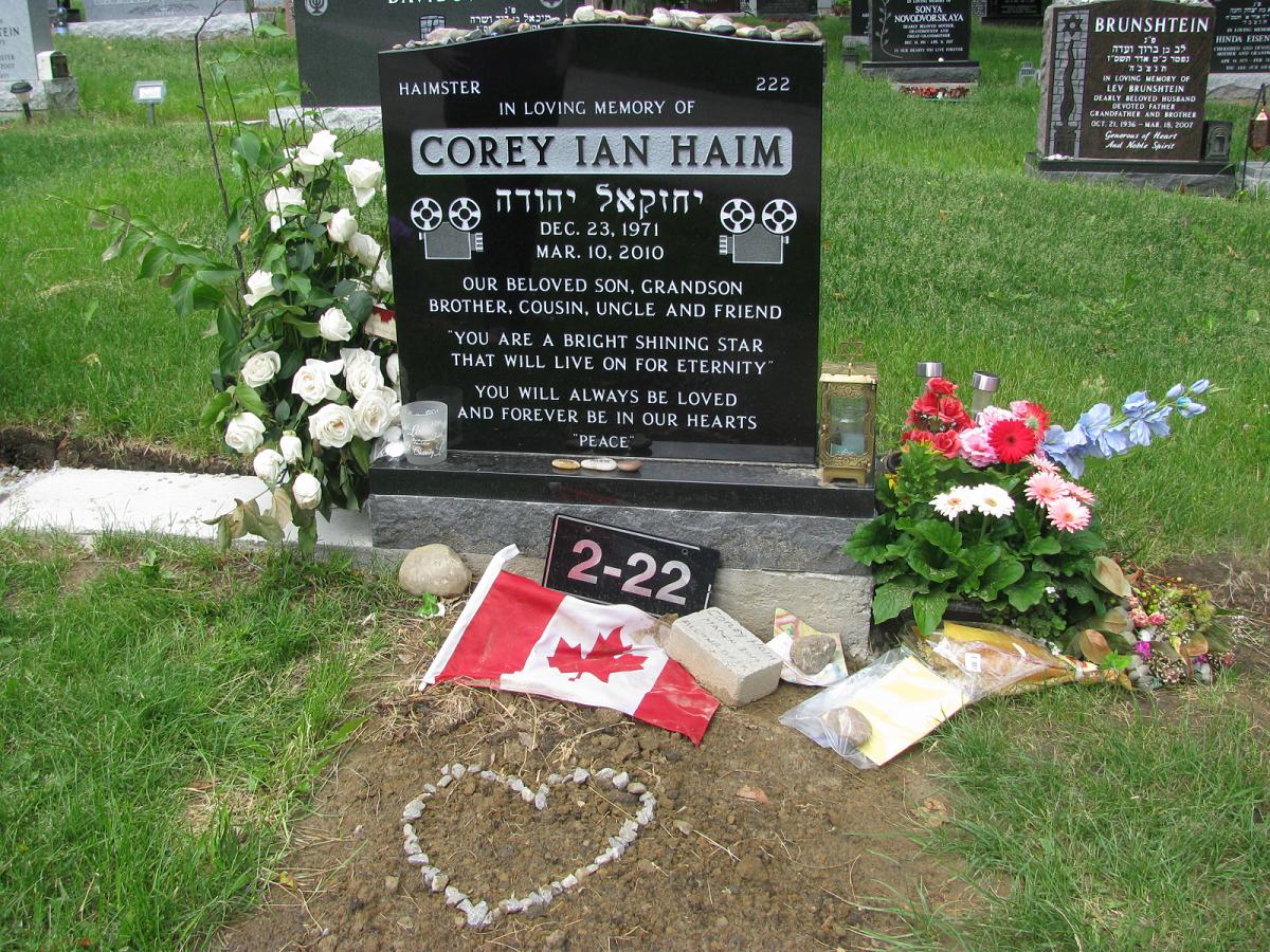 xttvxreaper's tweet image. -going to place a stone on your head stone in tradition brother. Rest in peace 
#HAIMSTER
#remember222