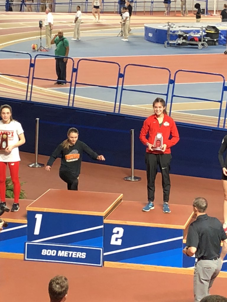 BurtonSara11's tweet image. @WASHU_XCTF @WASHUBears so proud of Annalise Wagner for her team mindset &amp;amp; grit. 2nd place! #RFGB #LetsGoWashU