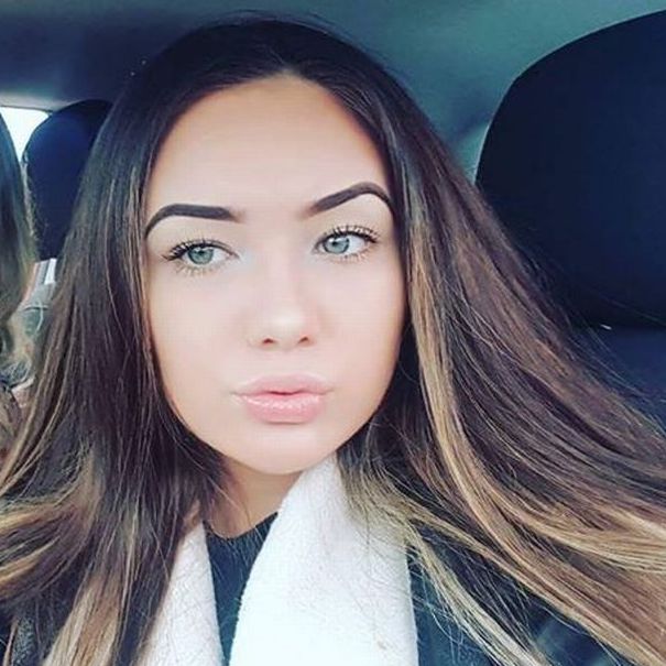 ** REMINDER ** It takes less then 3 seconds to RT &amp; help find missing Leah Burns 15 year old  missing from #Manchester She has been missing for a 1 month now help find her call 116 000 with any information