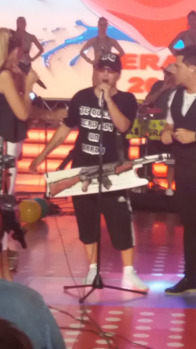 LaGiidelomas's tweet photo. Como extrañaba decir esto LA ROMPISTE @pablitolescano despues de un tiempo que no te veia hoy vuelvo a decir que sos un Crack😎👏👏 https://t.co/k7xhGX9snR