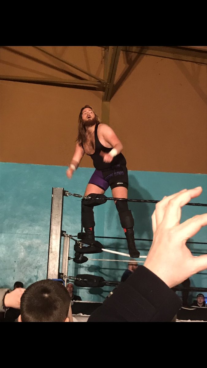 Greyingbeard79's tweet photo. @KriegerPBW making his @RespectWPro debut https://t.co/QuQwb3zUwe