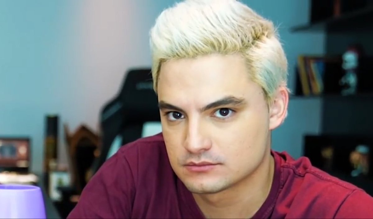 Quando seu amigo peida na sua cama: