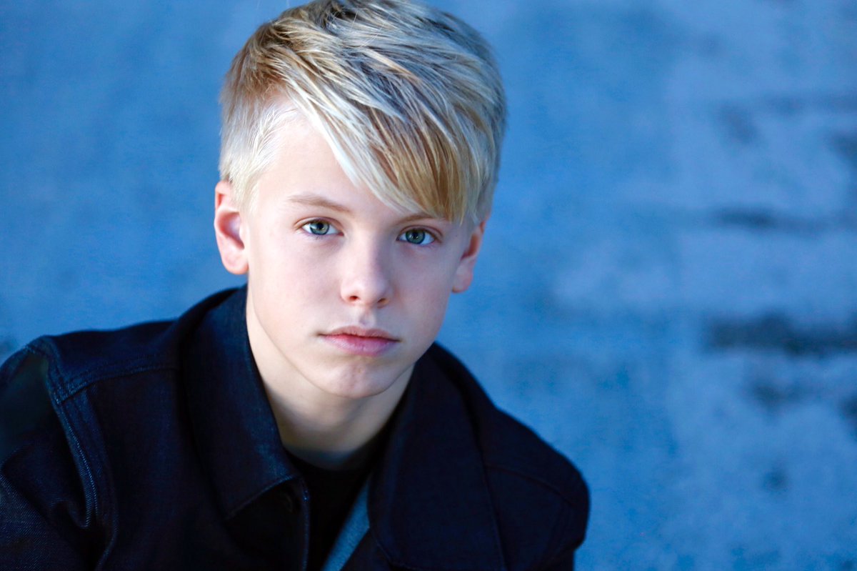 carsonlueders's tweet photo. I wanted you to know #YoureTheReason 💙https://t.co/YvQawqu7zD… https://t.co/dBMt9ELcTh