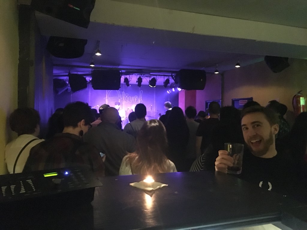 Estamos viendo el concierto de presentación del nuevo trabajo de <a href="/arde_musica/">ARDE</a> 👍🏻👍🏻👍🏻🔥 #findpablo #supportyourlocalbands