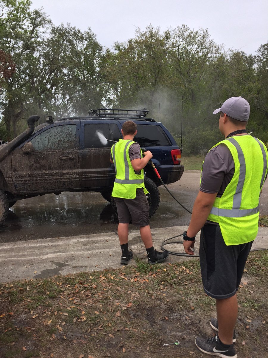 PascoSheriff's tweet photo. Explorer Post 916 did an outstanding job working at Jeepin' For Justice! #PascoProud #PascoExplorerPost916 https://t.co/iNj9Ktva19