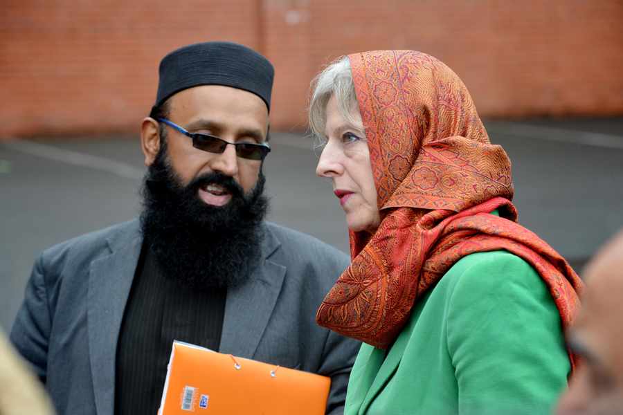 Muslim migrant teen who bombed Tube told UK officials he was trained by ISIS but was admitted anyway.

Theresa May’s appeasement government admitted jihad preachers but banned bishops entering from Iraq &amp; Syria where Christians are persecuted.

Seriously?
jihadwatch.org/2018/03/uk-mus…