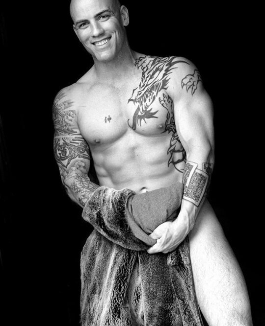 fuckingmachinex's tweet photo. El blanco y negro es una buena opción, ¿no? 
#sexrol https://t.co/wAIg7QHESl