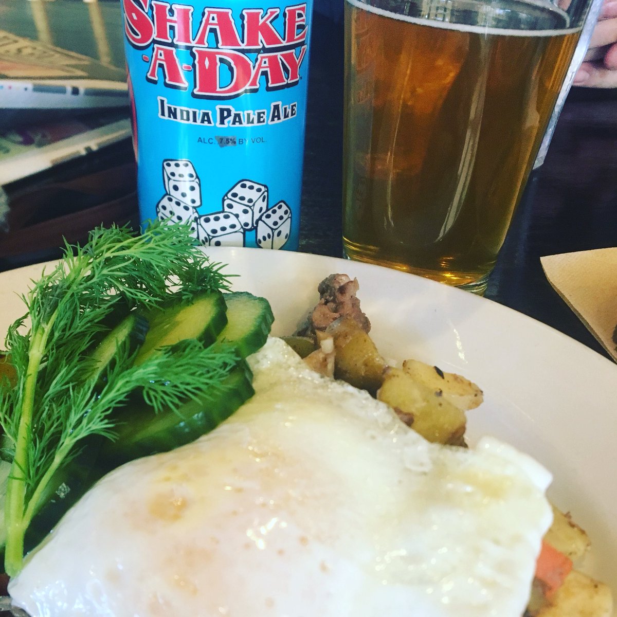 SulaBigHead1's tweet photo. Getting my Nordic be brunch on today @burnsstbistro Shake a Day from @bigskybrewing w/ braised lamb hash, root veggies, and perfect oe egg every time!! @bigheadsbottleshop #brunch #nordic #craftbeer #beerstagram #overeasy #lamb #shakeaday #missoula #montana #missoulamontana https://t.co/YcGHBJipEy
