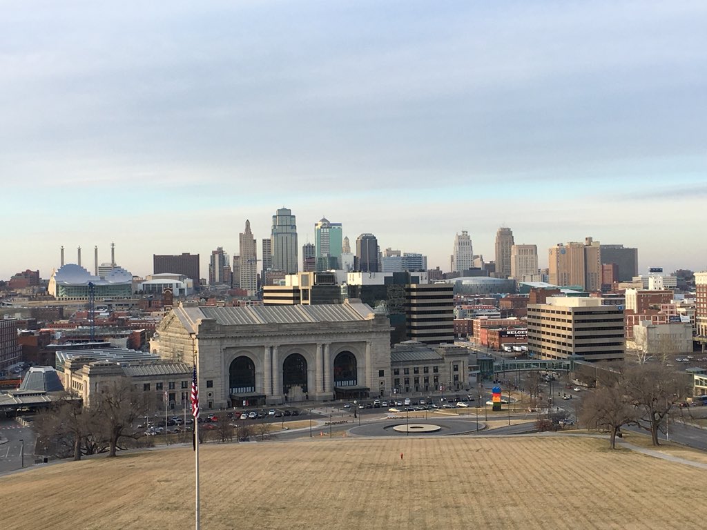kylmtzgr's tweet photo. Some of my favorite views from Kansas City https://t.co/yxh6oRnQoJ