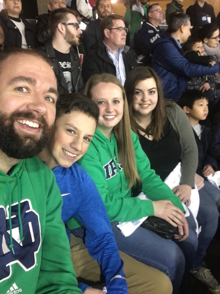 Dre_by_Dre's tweet image. Come on Notre Dame! Show them how it’s Notre Done! #IrishVision