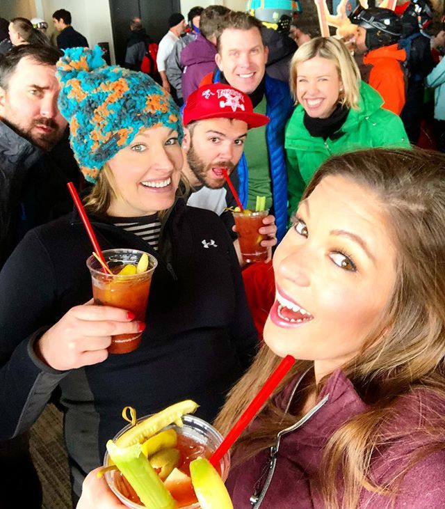 theWXwoman's tweet photo. The crew! Back at it again! ๐๐นโ๏ธ๐ @winterparkresort #winterparkkerfuffle #maryjaneterritory @kifi.kidk #localpeoplelocalnews #IF4life https://t.co/IqiUo3aYqK https://t.co/vKiVcHxeDE