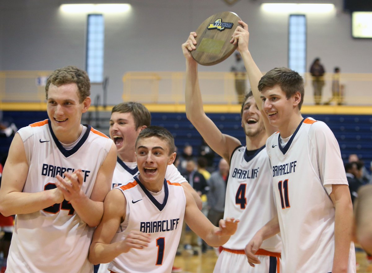 Briarcliff jumped ahead early and never looked back, advancing to their first-ever <a href="/NYSPHSAA/">NYSPHSAA</a> final four by topping Center Moriches: lohud.com/story/sports/h…

@lohudinsider <a href="/Bcliff_6th_man/">Briarcliff Bears</a> <a href="/BCliffBears/">Briarcliff Athletics</a>