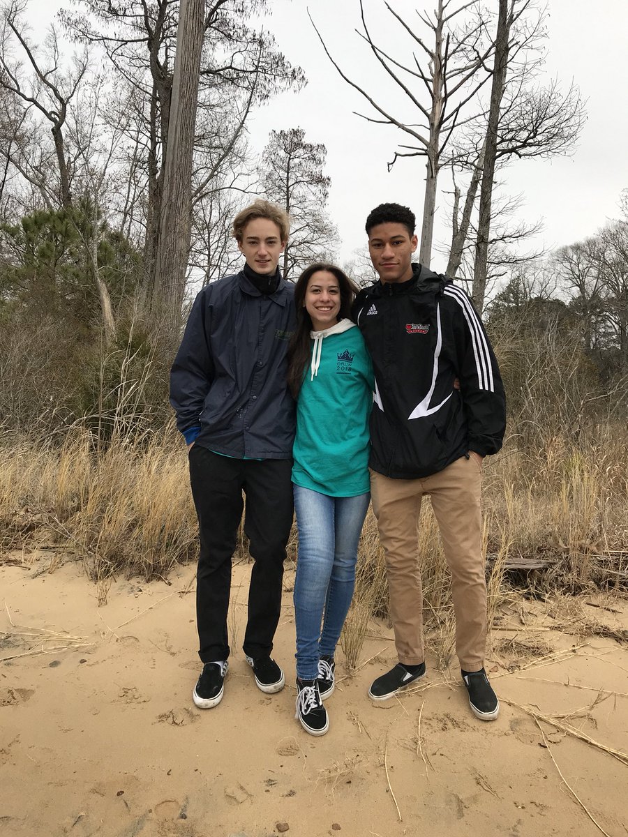 crownager's tweet photo. Leadership Workshop was amazing. I met so many great people and learned a TON about perception of other people, cooperation, and communication. Thank you to all the administrators and teachers that made it great @GRLW_18 #grlw2018 https://t.co/q3Bm7RXR8O