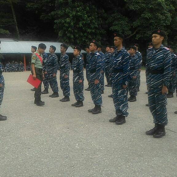 plkn_etnobotani's tweet photo. 22 Februari 2018 - Pertandingan Kawad. 
Tahniah diucapkan kpd Kompeni Bravo, Alpha, Charlie &amp; Delta kerana berjaya memupuk semangat disiplin, mematuhi arahan ketua serta kerjasama kumpulan. Tahniah Bravo menang.
#PLKN2018
#CINTANEGARA
#PERKASAPERWIRA
#PLKNPADU
#BSKNBEST https://t.co/LuMqOMdOlj