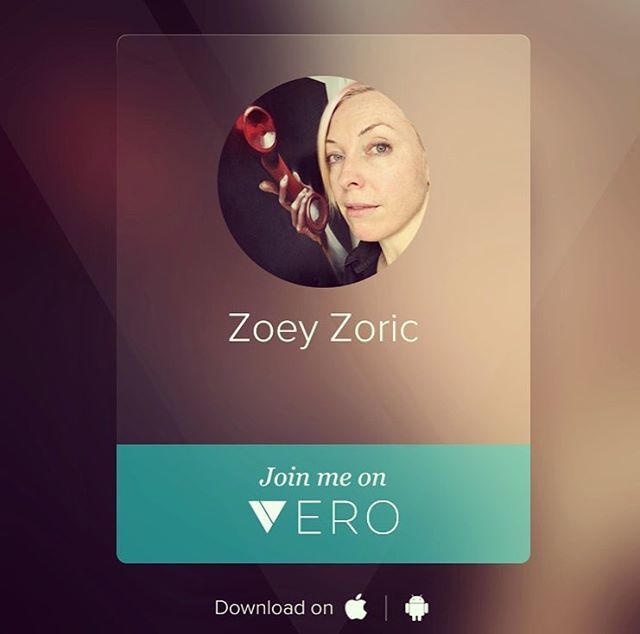 zoeyzoric_art's tweet image. Well, let’s see if this is better? Now you can find me over there too
.
.
#vero #somethingnew #noalgorithms #optimistic ift.tt/2F8ceDb