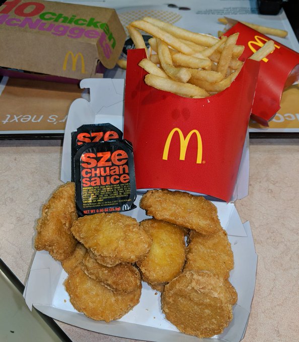 I GOT THAT MULAN MCNUGGET SAUCE MORTY! https://t.co/FDE7JUYTlI<a href="/tag/santaclaratstheerastour"class="tags"><span>#santaclaratstheerastour</span></a>