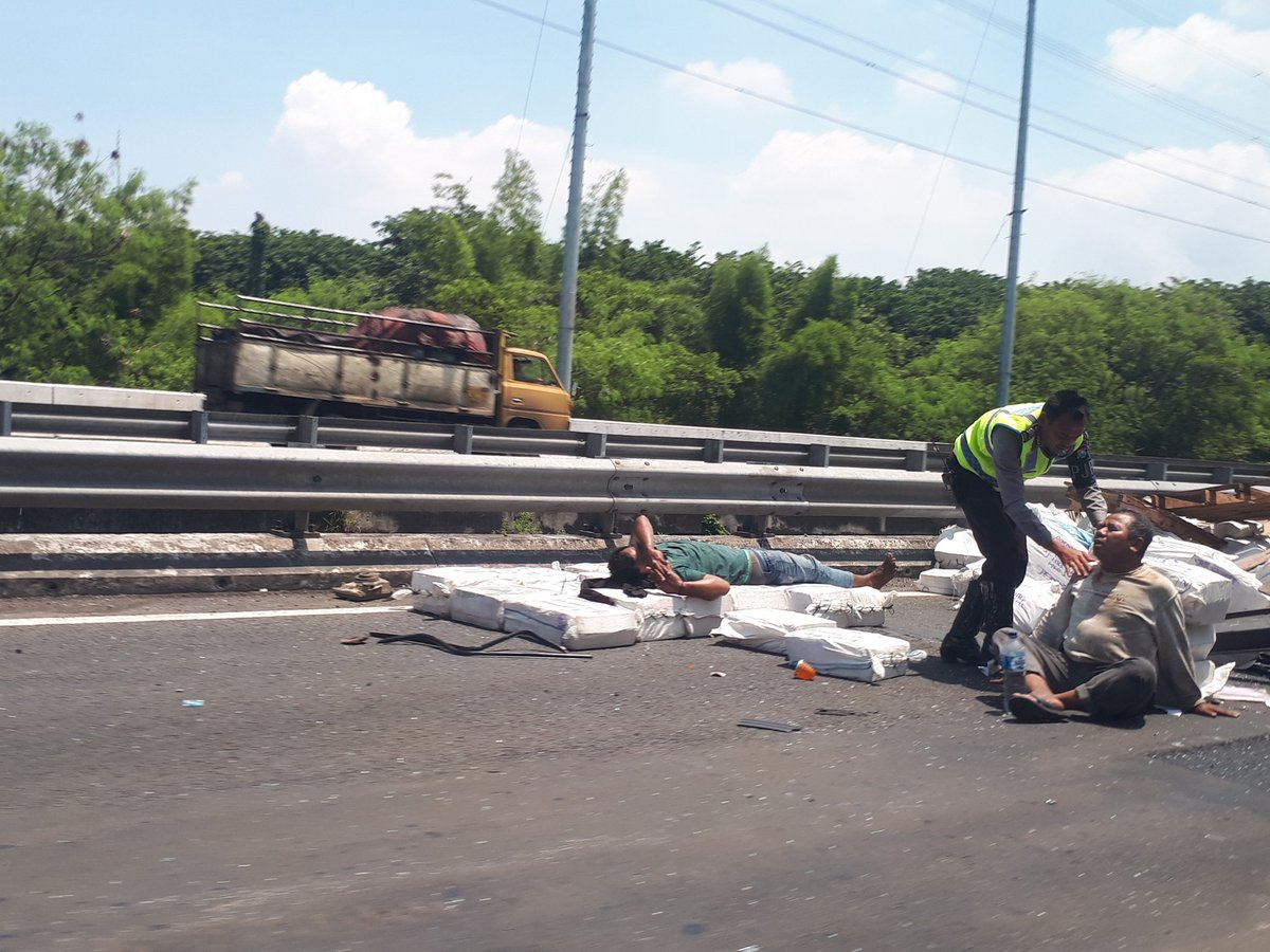 Rico Ferdinan tweet media