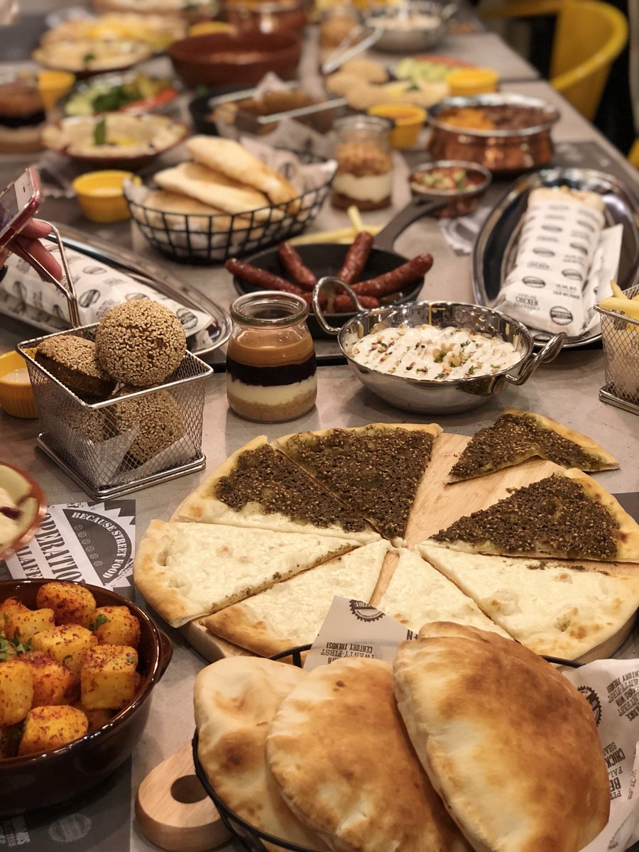 Lebanese In Vancouver On Twitter أوبريشن فلافل أخيرا تم الإفتتاح في الدمام حي الشاطىء مجمع الدانوب تقديم وطعم راائع مستوى المطعم عااالمي Ohhfalafelshrq حاليا التغطية على سناب شات Snapchat Lebinkhobar