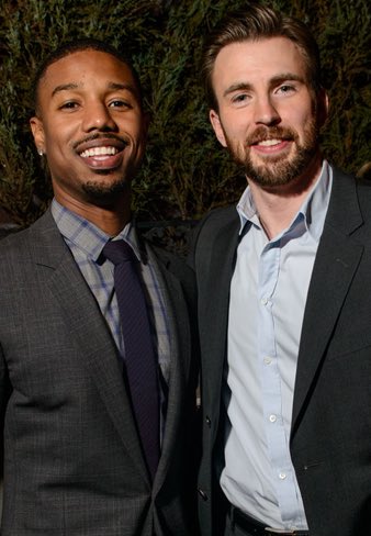 Avenger4EVA's tweet photo. Gracias Kevin Feige por tanto
#NotHumanTorch
#Killmonger
#CaptainAmerica https://t.co/i9GQWaHNXL