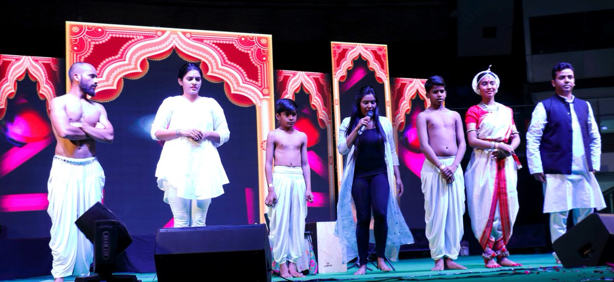 A glimpse of @EuphonicYoga Team from the show yesterday at Talkatora #Stadium, Delhi 
#Glimpse #EuphonicYoga #TalkatoraStadium #Delhi #yoga #ClassicalMusic #classicaldance #aerialyoga #acroyoga #LesserPrivilegedKids #culturediversity #IncredibleIndia #India @ShrutiCL