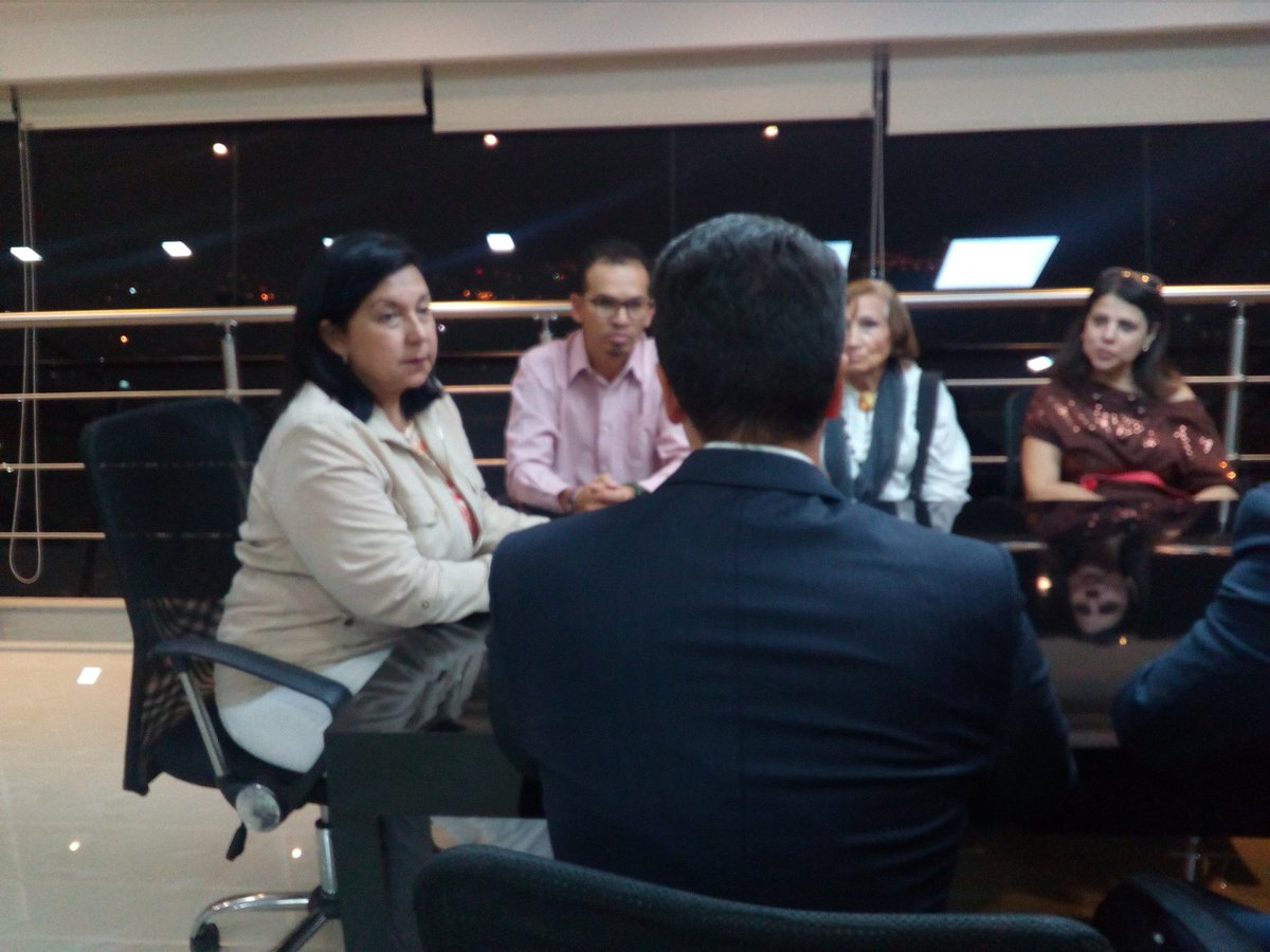 gestionperfecta's tweet photo. A esta hora recibo visita oficial de la Delegación Diplomática Rusa en el despacho del @gobiernodelara afianzando lazos de hermandad, cooperación y riquezas culturales. https://t.co/LshAxKRyFk