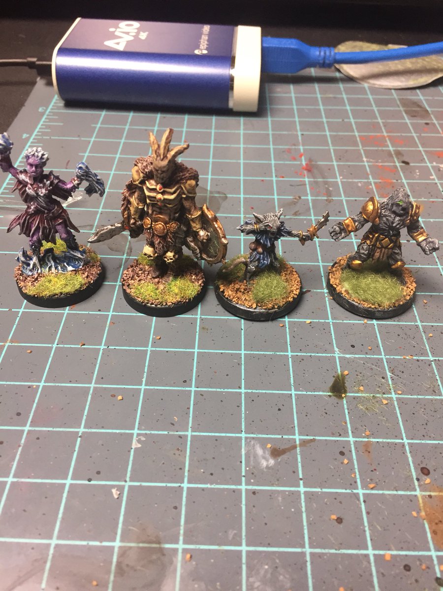 seahawk860's tweet photo. One hour later and two figure left to paint for starting figures for #gloomhaven #roboren #YouTube https://t.co/kdyvQD1qnJ