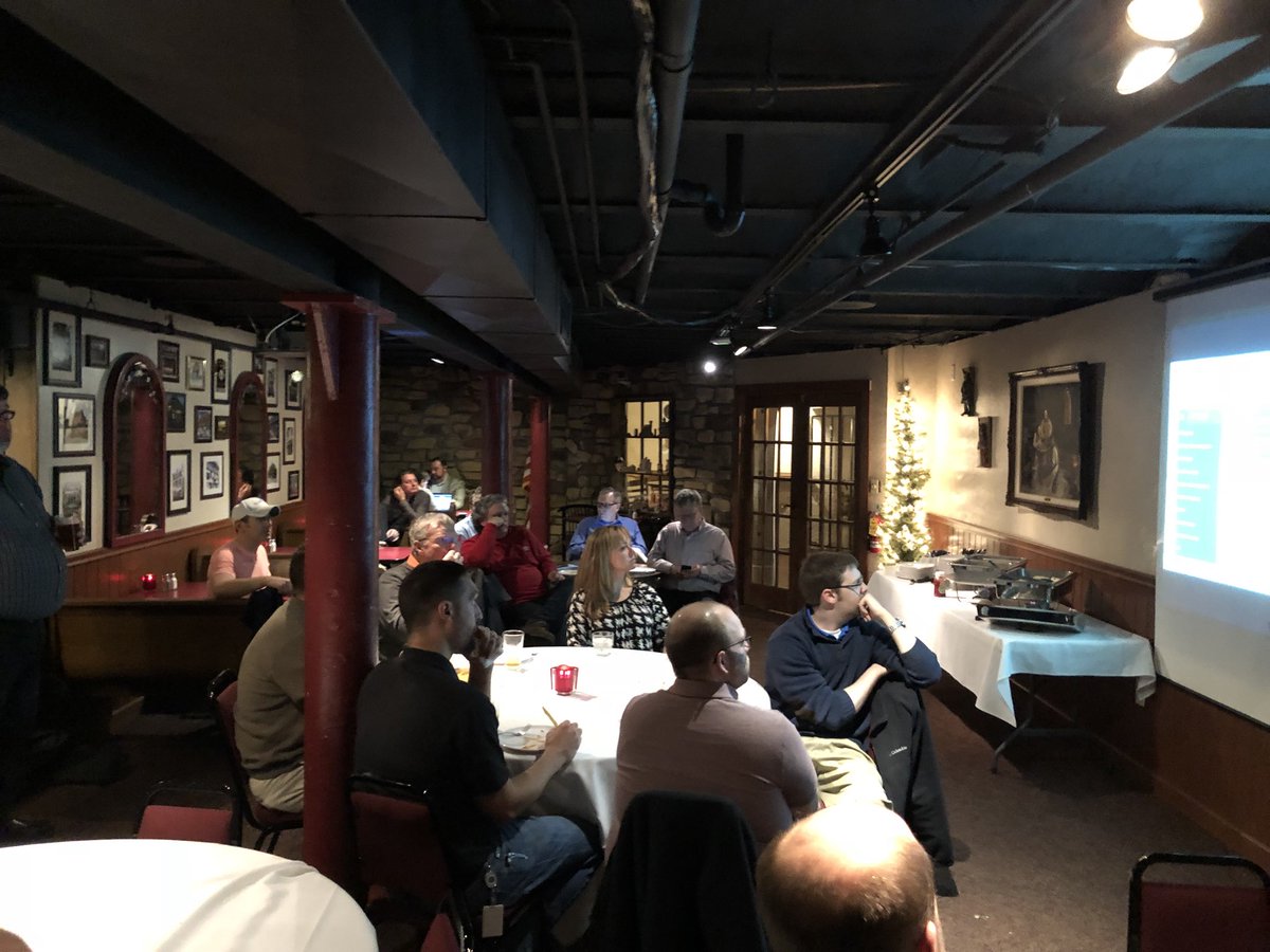 FoxValleyCUGC's tweet photo. Fox Valley is under way! Kevin Scott from Pittsburgh kicks things off. @IGEL_Technology is up next! @myCUGC #mycugc https://t.co/rWNIsVQXtk