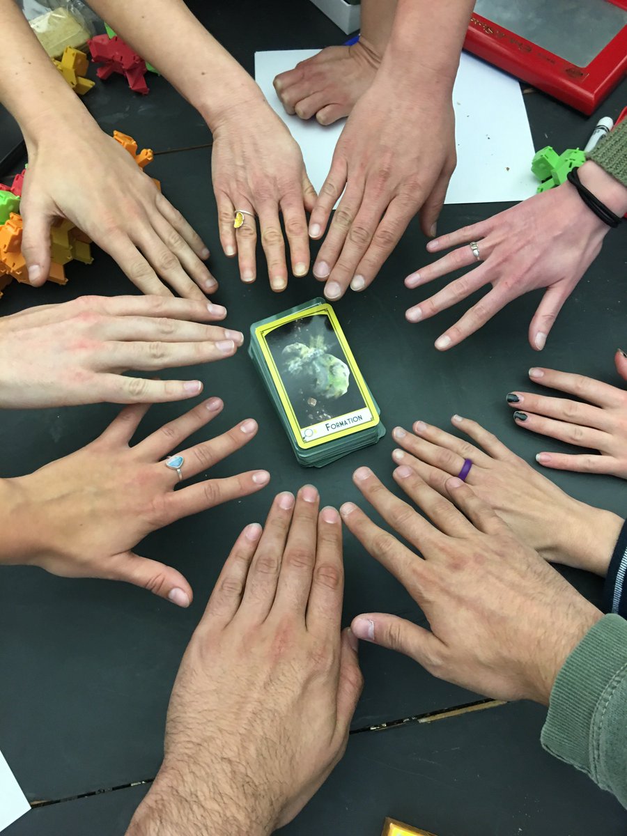RoLab_UC's tweet photo. First weekly science tarot reading (listen up folks). Let this guide your week. FORMATION: "this card marks the start of a long process of drifting together...this is a call to adventure, an opportunity to discover a new self" https://t.co/zz66YbdeIJ