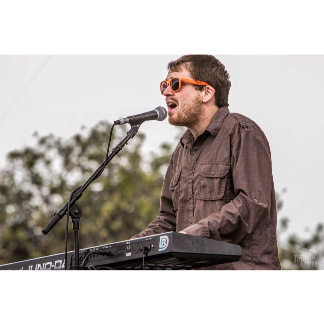 Dubbest's tweet photo. Much love to Kristy Rose of @TopShelfReggae for these awesome photos from @onelovecalifest earlier this month. Check out more of her work at https://t.co/dGjUIzLZ1D! #dubbest #reggae #topshelfreggae #onelovecalifest #concertphotography https://t.co/ki5FIsJwpp