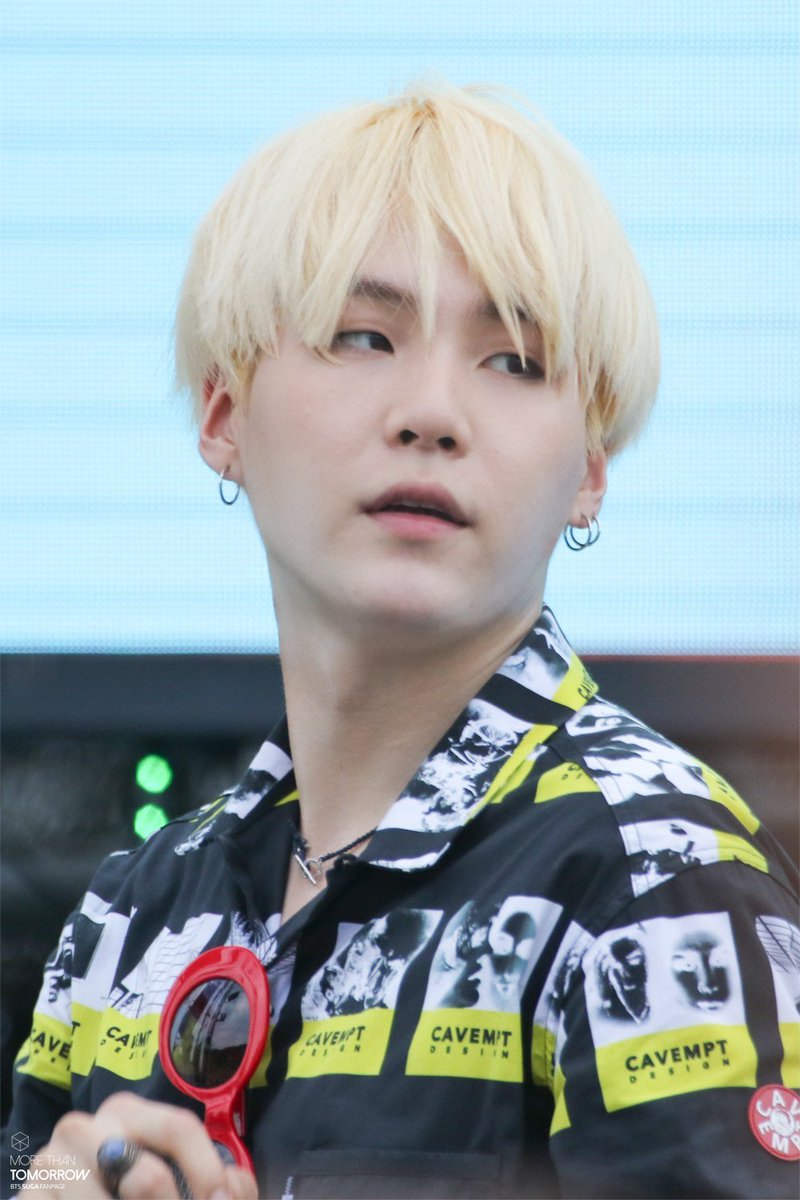 anaraquel_14's tweet photo. ARTE😍❤️

#iHeartAwards #BestBoyBand #BTS @BTS_twt https://t.co/lK1qSNBNHv