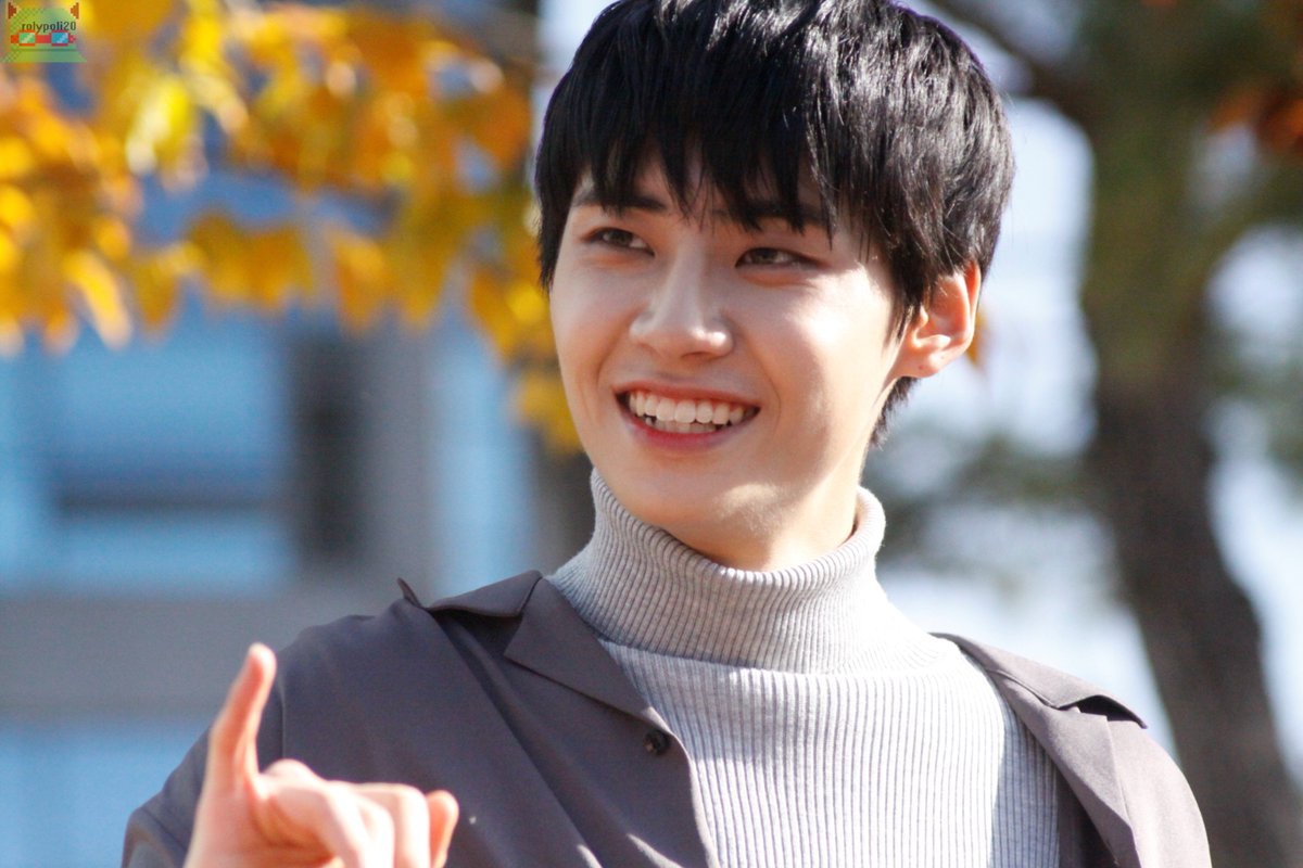 ThatKpopfanboy's tweet image. 171029 약속회 이벤트

#UP10TION #업텐션 #GOING_CRAZY #미치게해  #웨이 #WEI #WILDLOVE #성준 #ウェイ @UP10TION