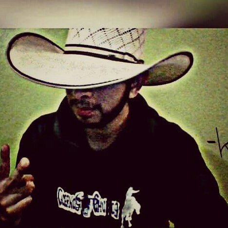 ElCompaKvn's tweet photo. #NuevaFotoDePerfil https://t.co/kO7QNxYdXB