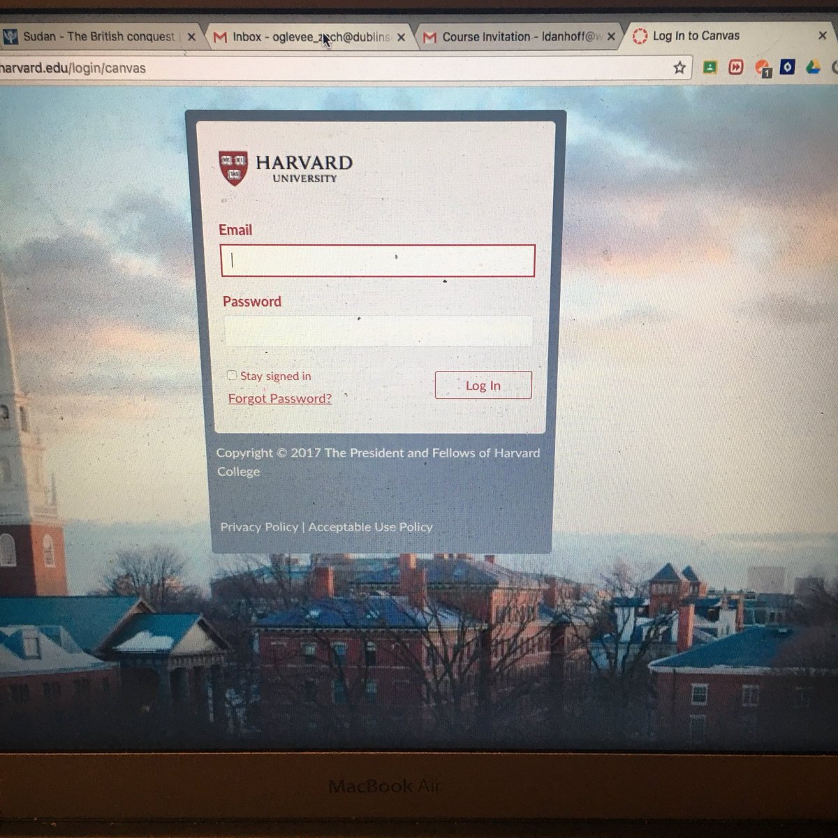 LindseyDanhoff's tweet image. While it might only be an online class, logging into Harvard is exciting! 
#lifelonglearning #makercenteredlearning @hgse #itsworthit #creativewotown @mrykowski1 @LiteracyWCS @angela_aevans