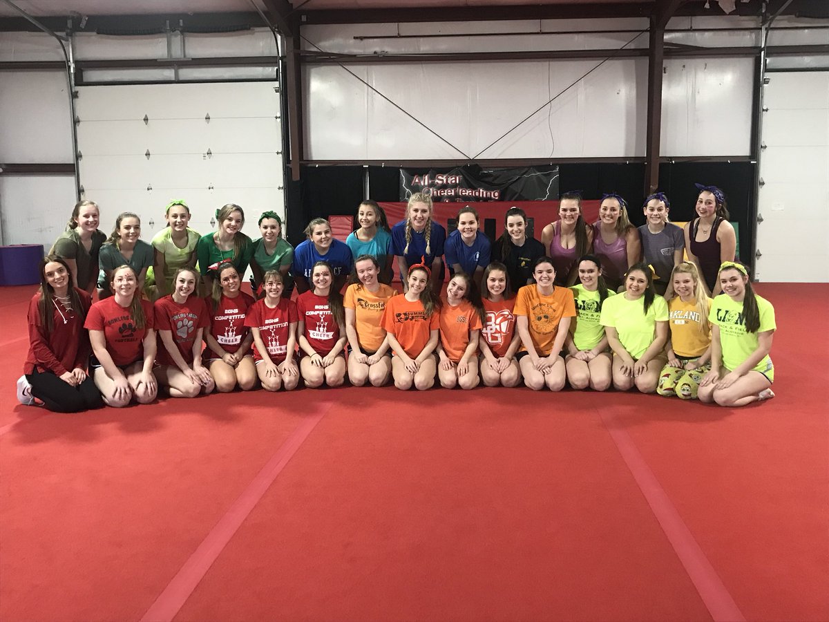BGHSBobcatCheer's tweet photo. Adding in a pop of color to today’s practice! https://t.co/PuyAzAmUFj